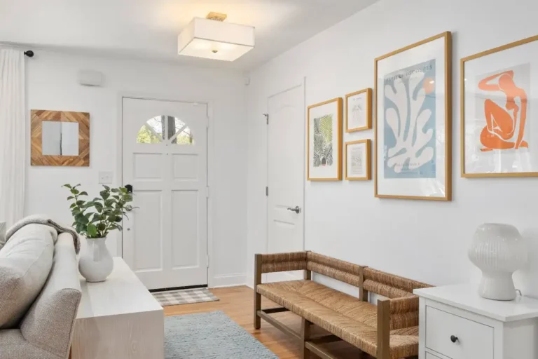How to Create a Pinterest-Worthy Entryway